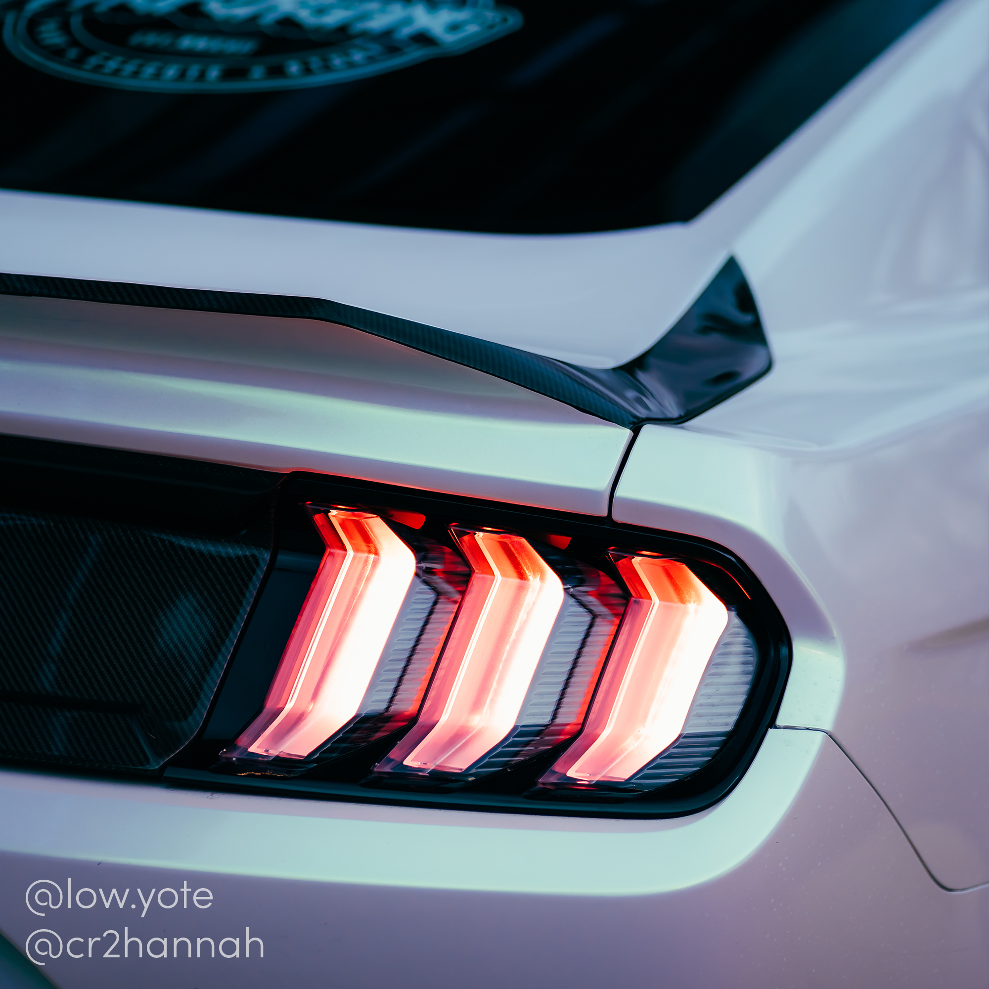 Vehicle application of Gloss Aurora Borealis White