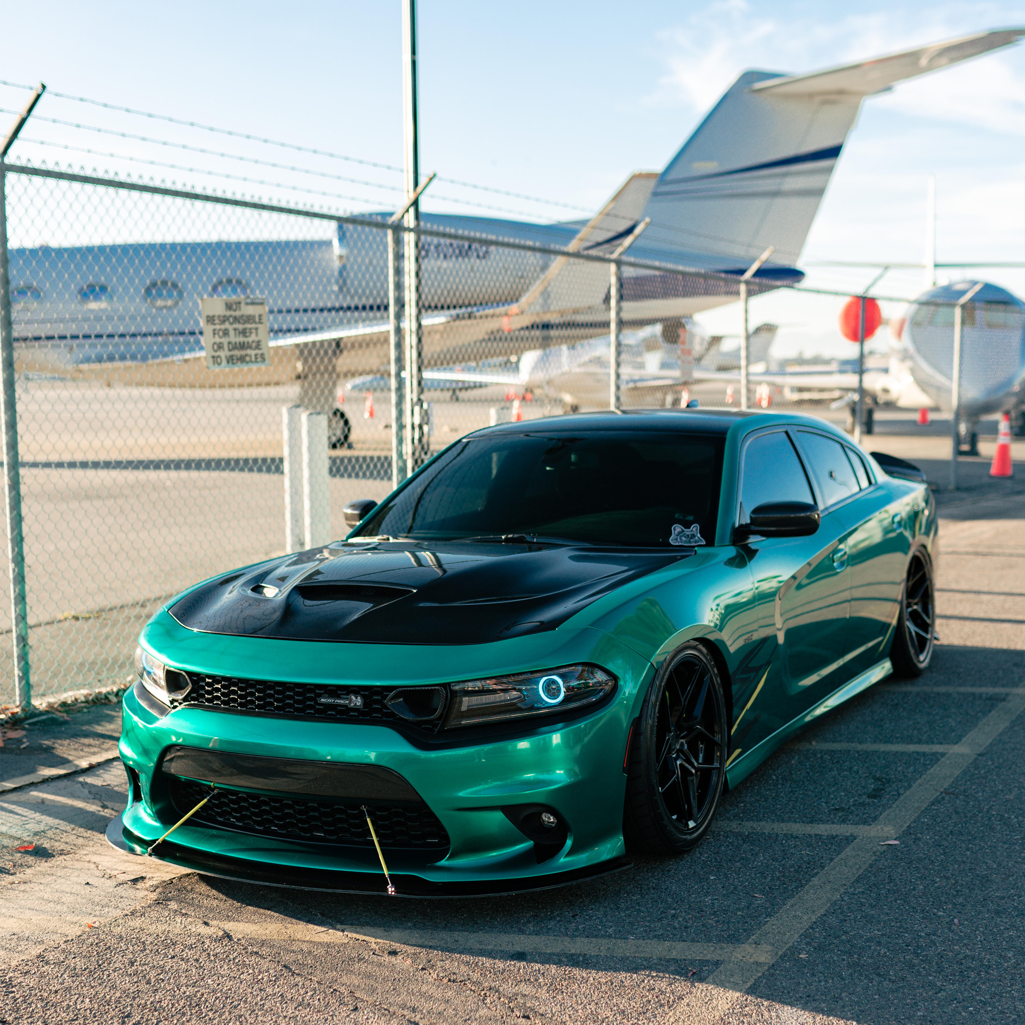 Vehicle application of Metal Paint Emerald