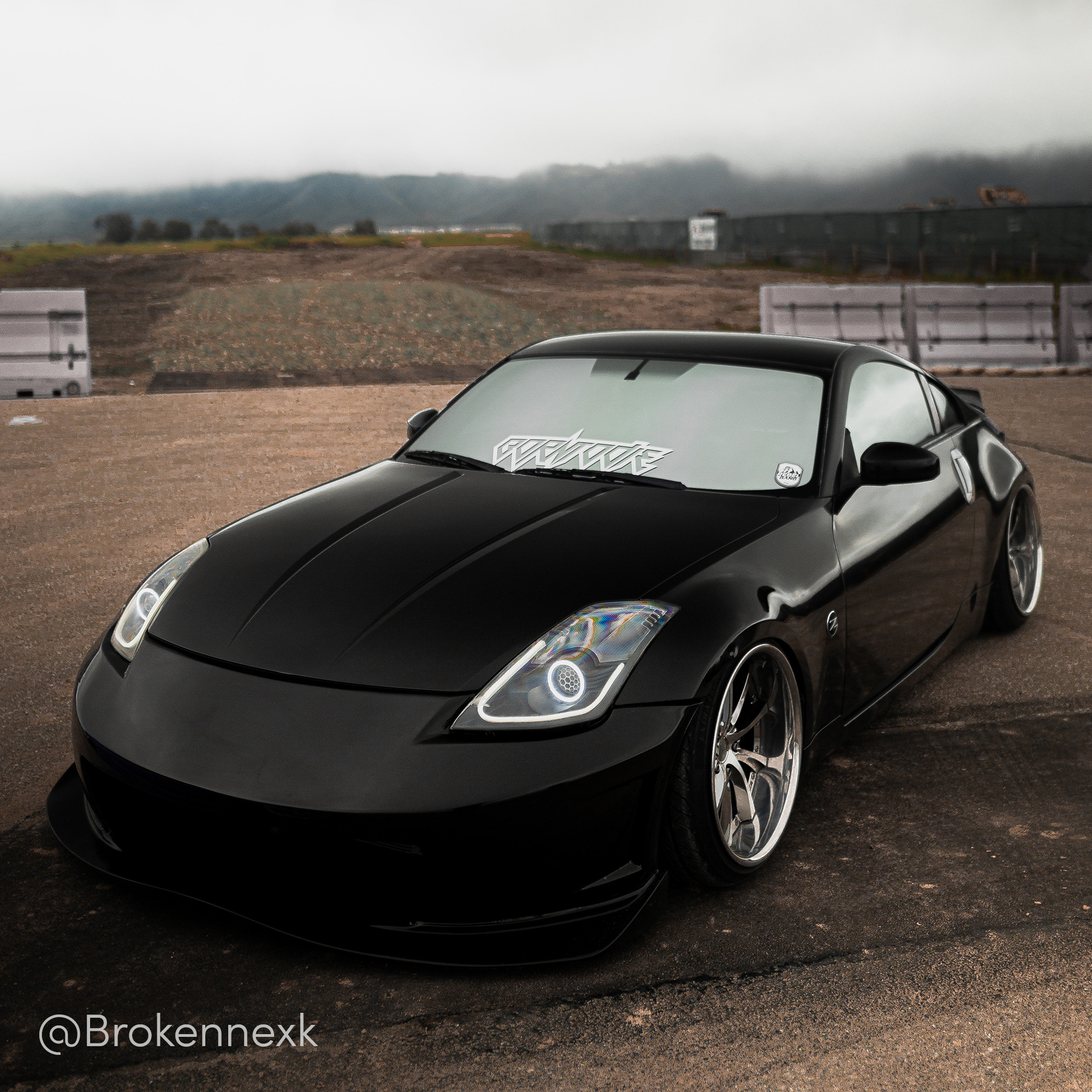 Vehicle application of Metal Paint Black