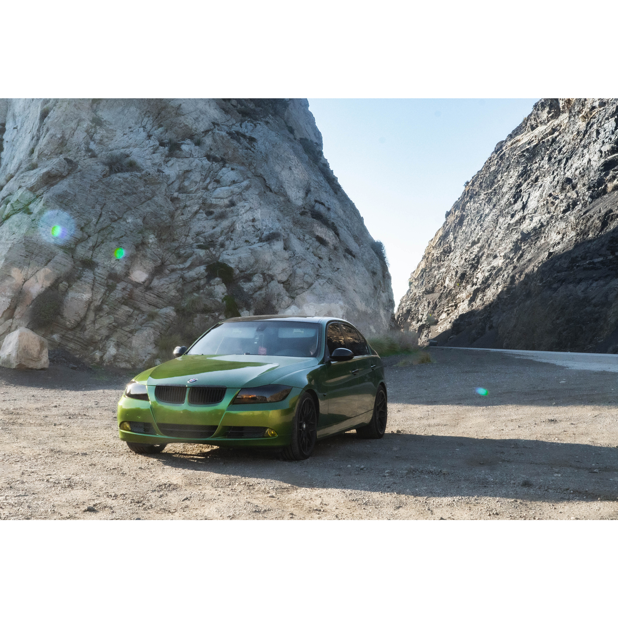Vehicle application of Metal Paint Mamba Green