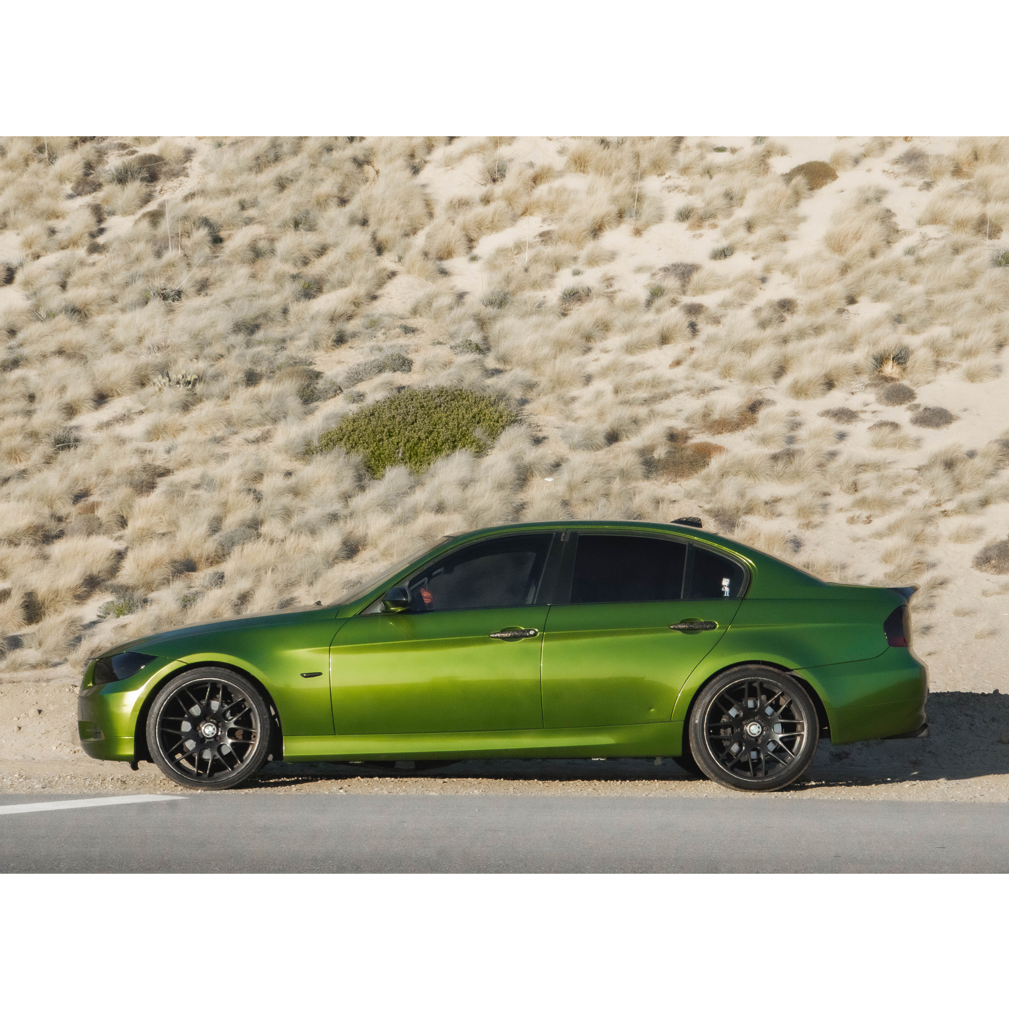 Vehicle application of Metal Paint Mamba Green
