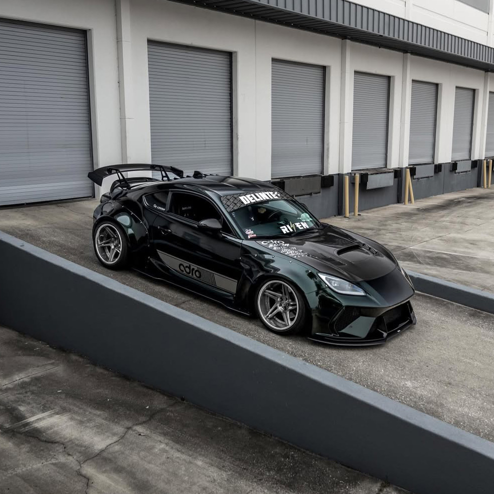 Vehicle application of Metal Paint Benzo Midnight Green