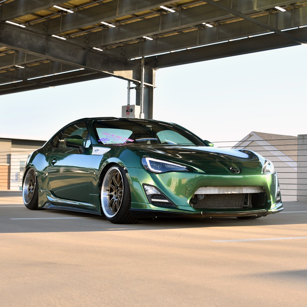 Vehicle application of Metal Paint Sonoma Green