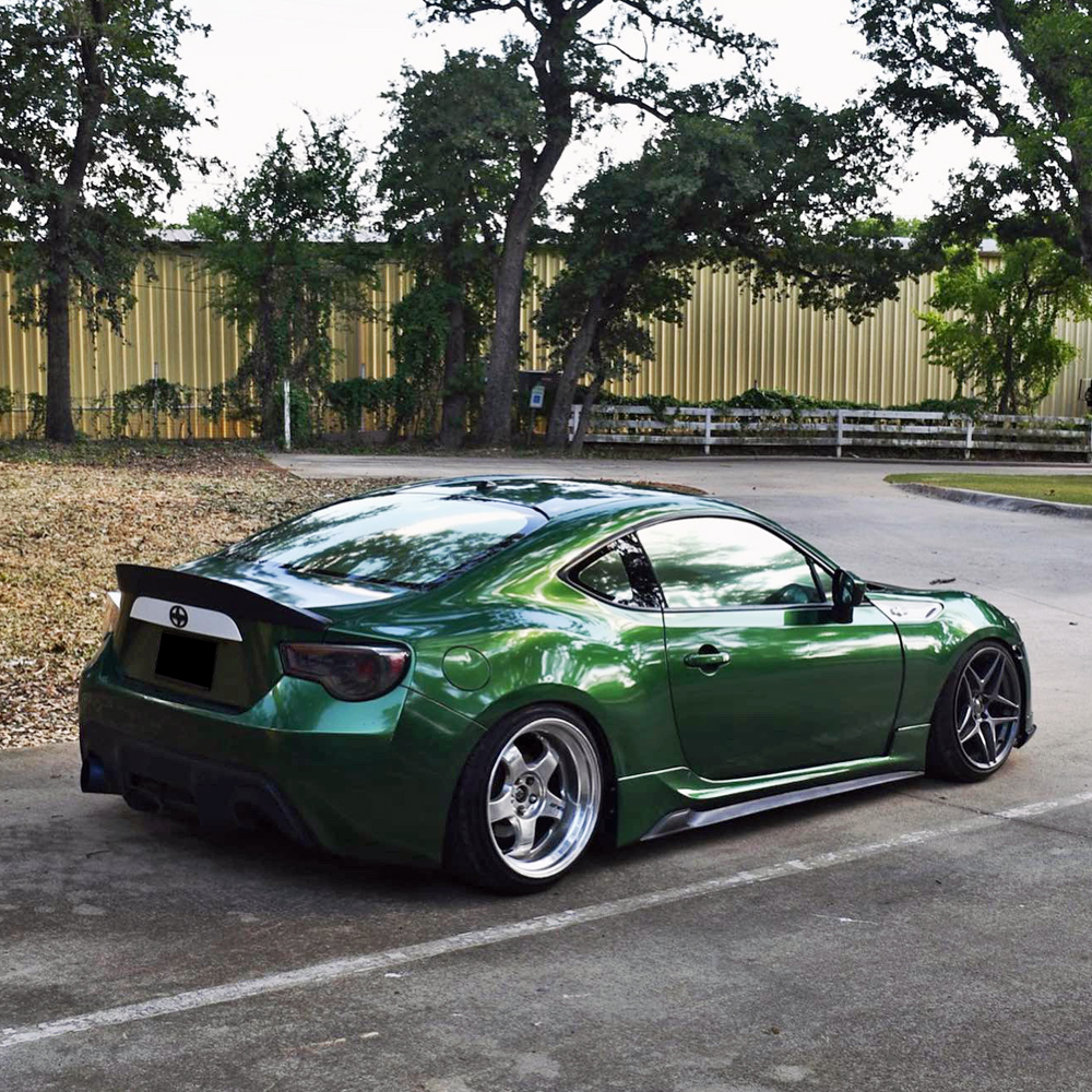 Vehicle application of Metal Paint Sonoma Green