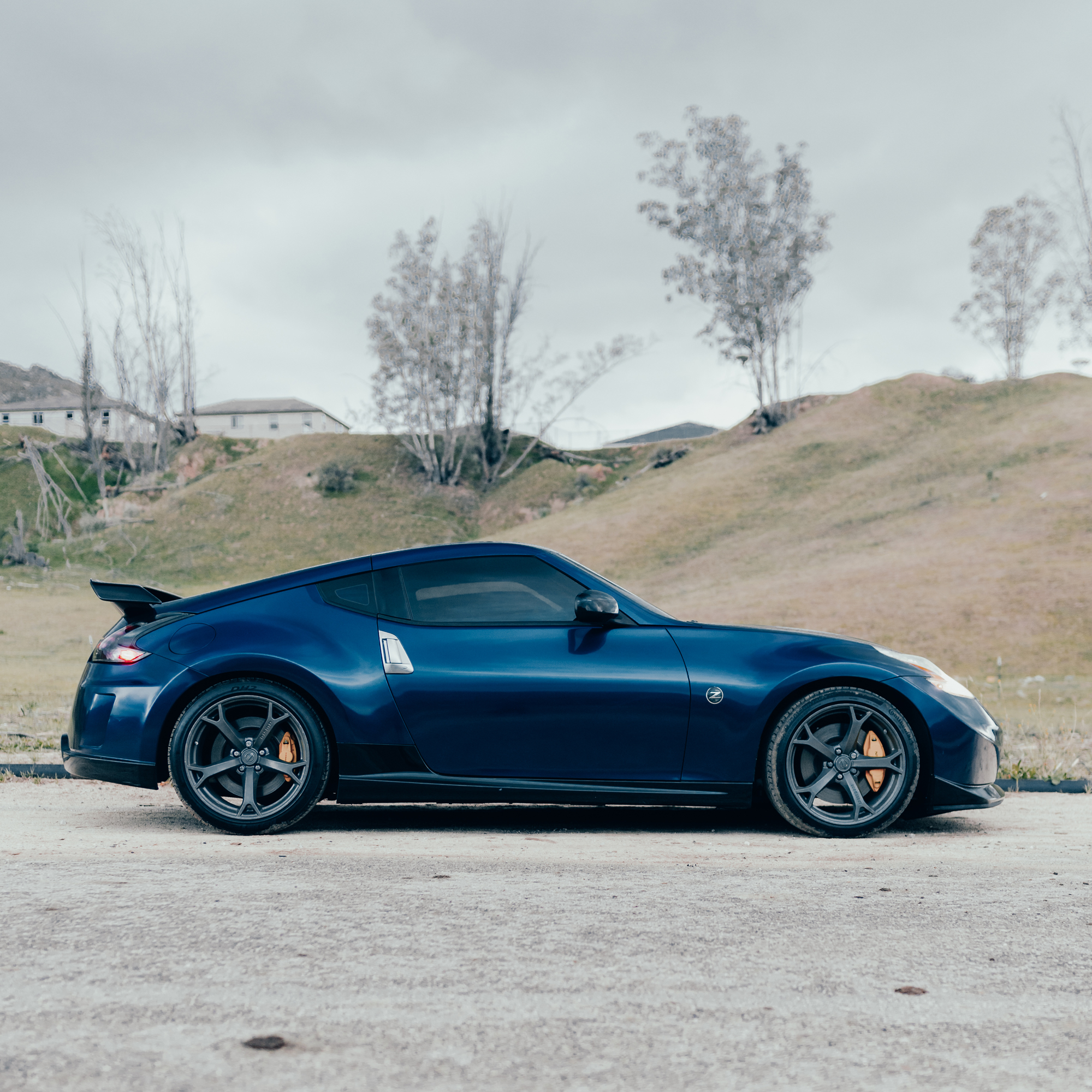 Vehicle application of Metal Paint Tanzanite Blue