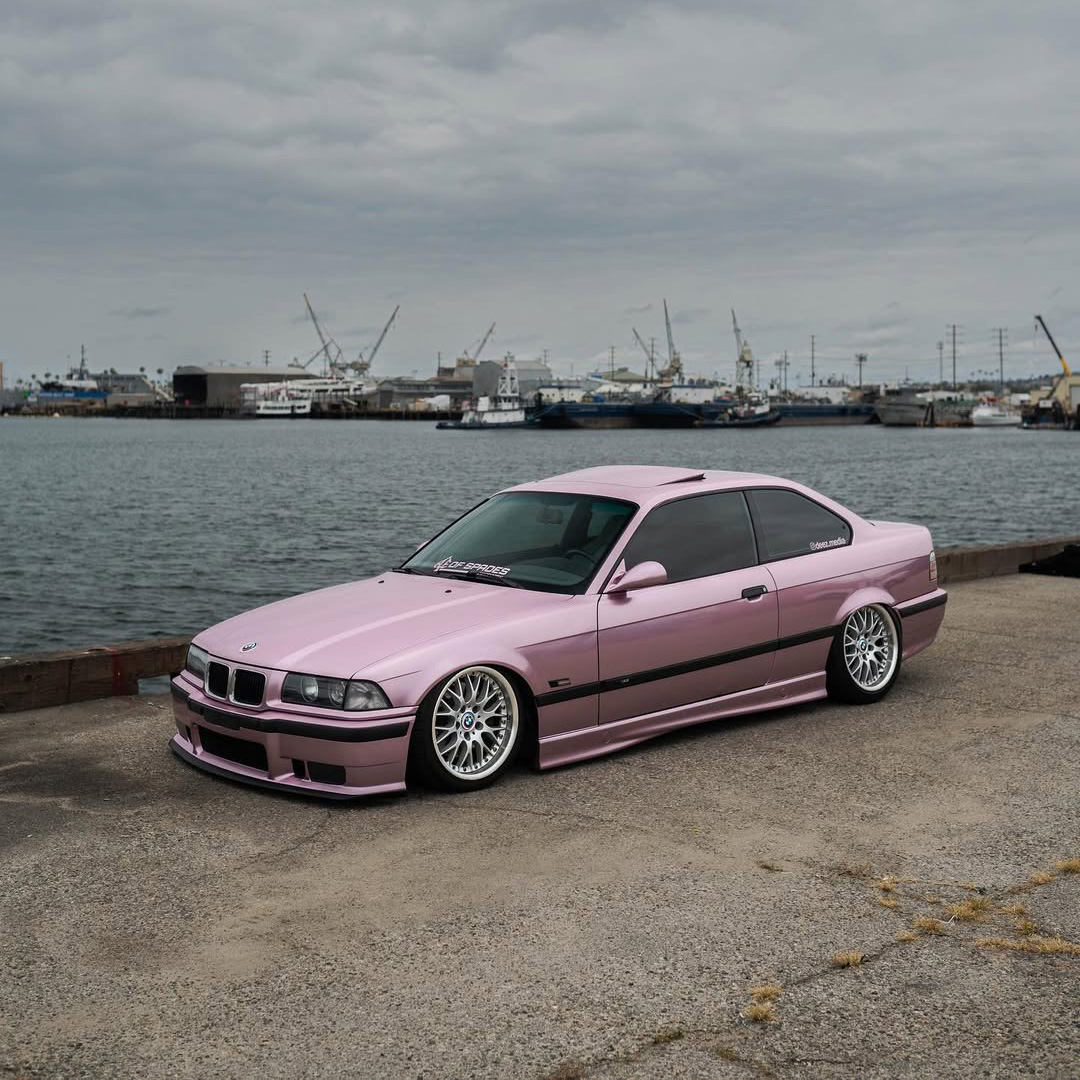 Vehicle application of Metal Paint Passion Pink