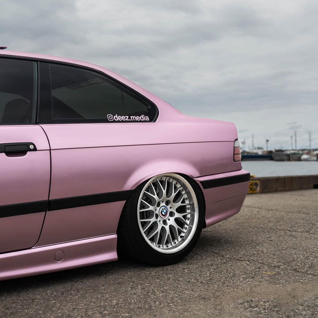 Vehicle application of Metal Paint Passion Pink