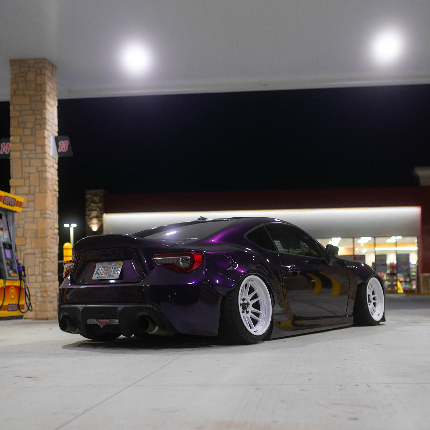 Vehicle application of Gloss Midnight Purple