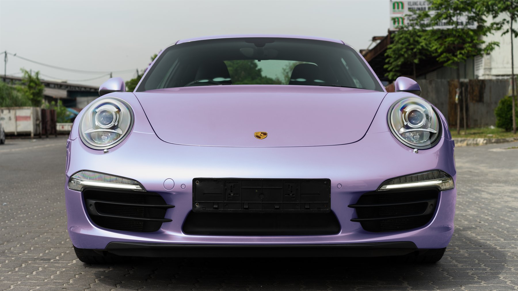 Vehicle application of Gloss White