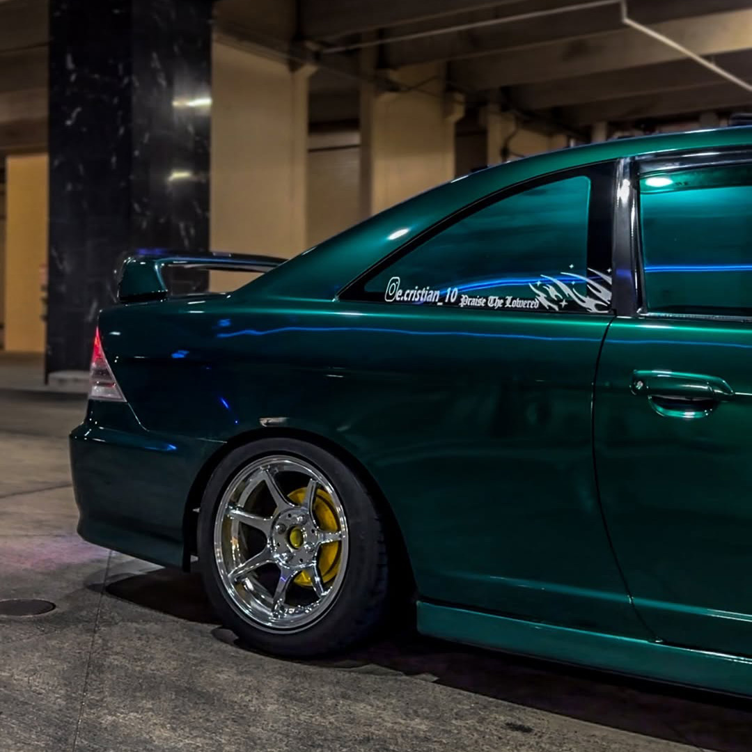 Vehicle application of Metal Paint Chrysoprase Green