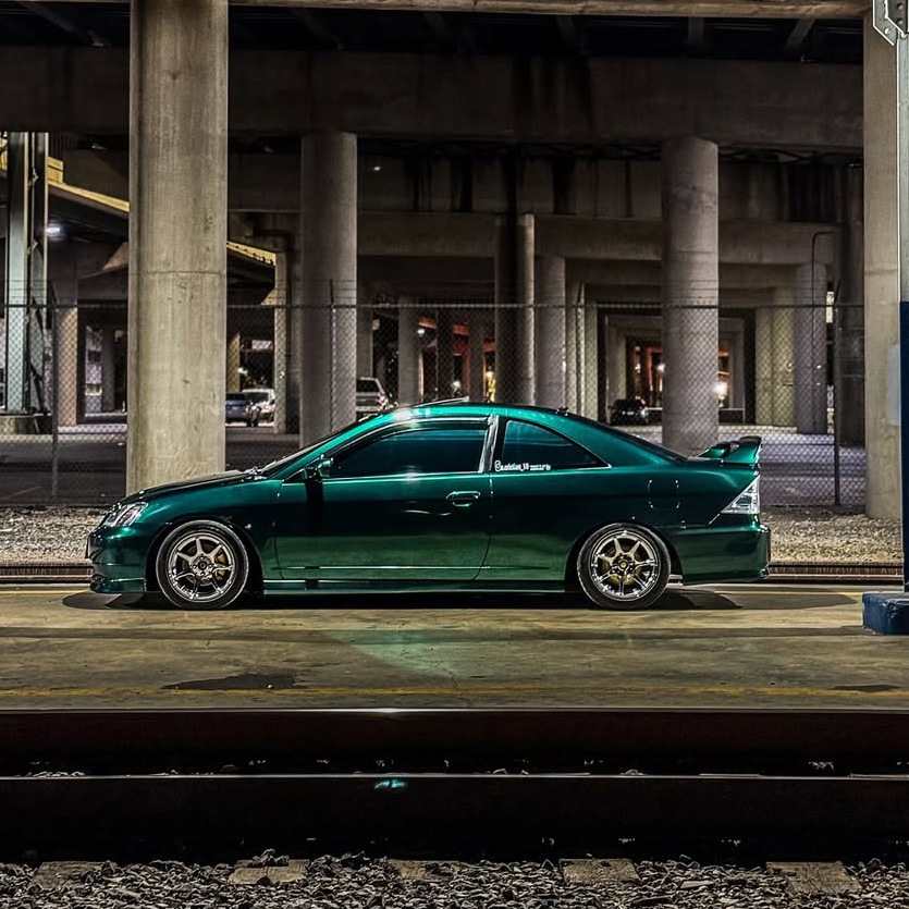 Vehicle application of Metal Paint Chrysoprase Green