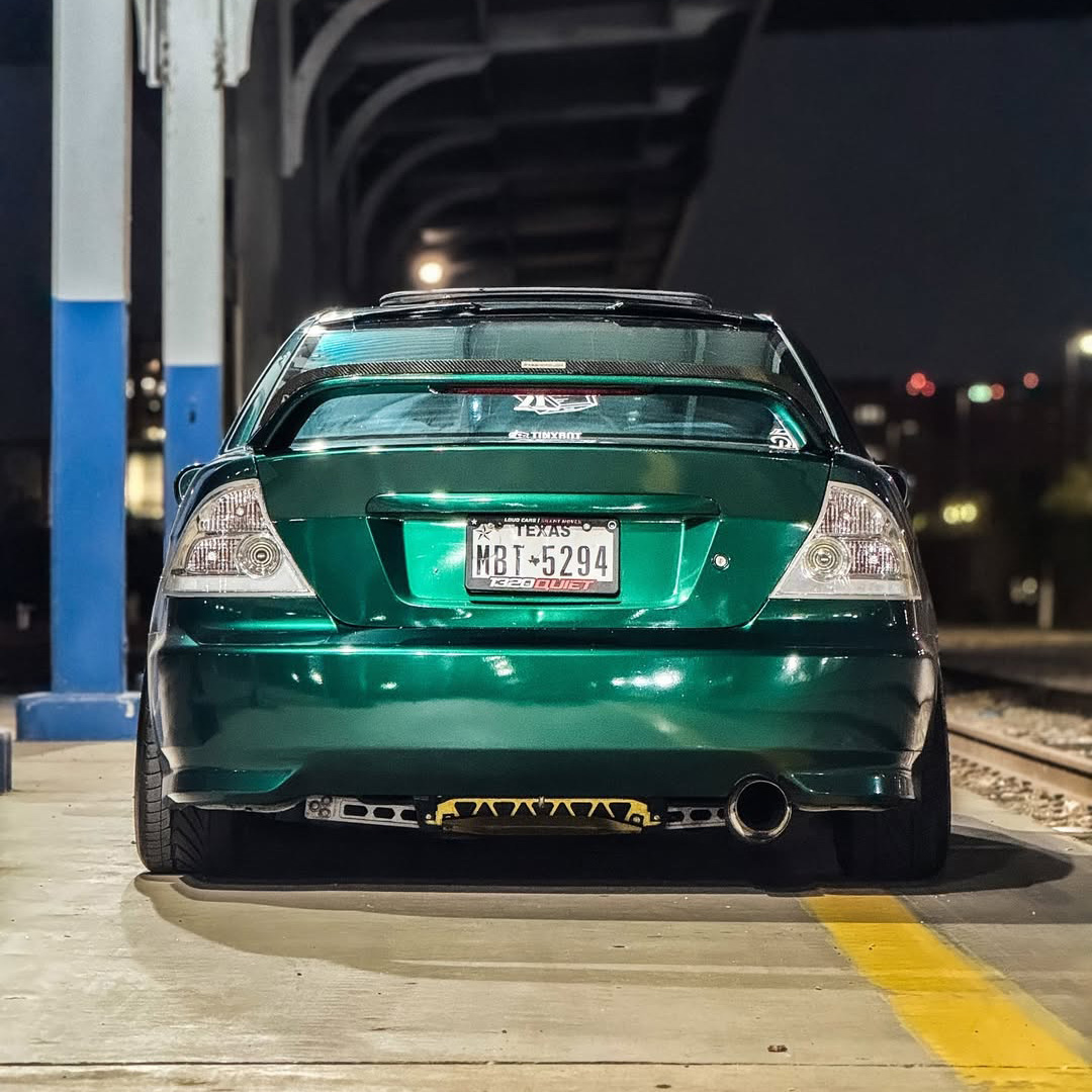 Vehicle application of Metal Paint Chrysoprase Green