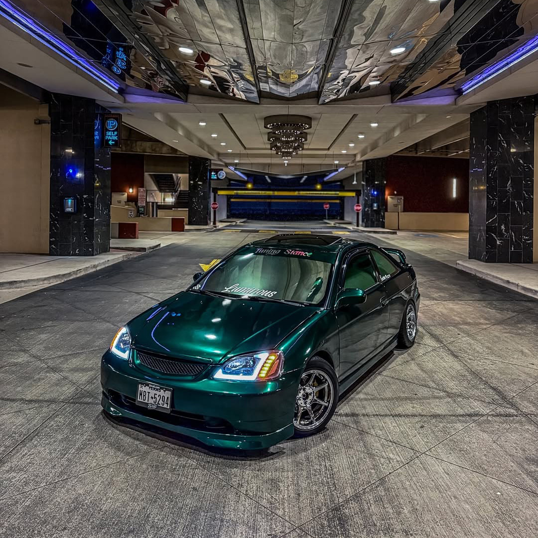 Vehicle application of Metal Paint Chrysoprase Green
